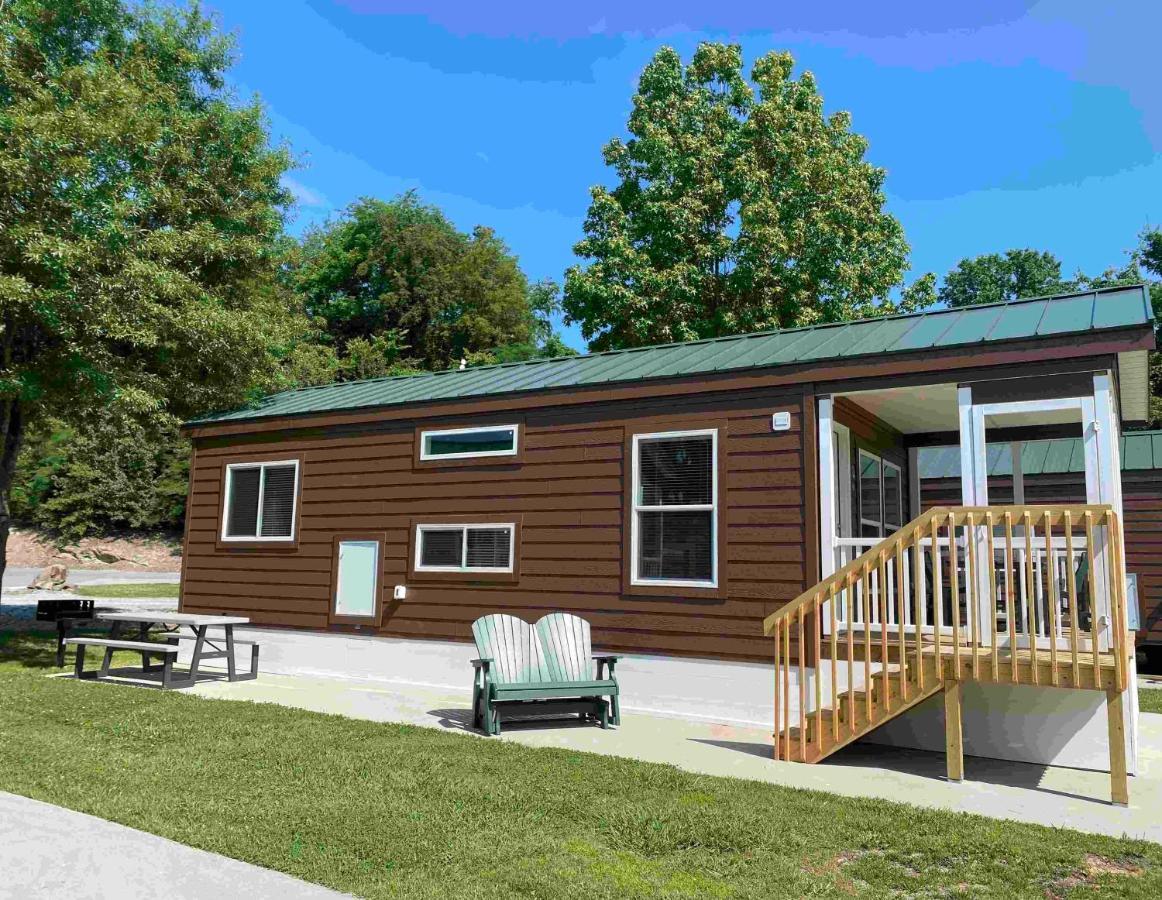 فيلا Sun Outdoors Pigeon Forge سيفيرفيل المظهر الخارجي الصورة