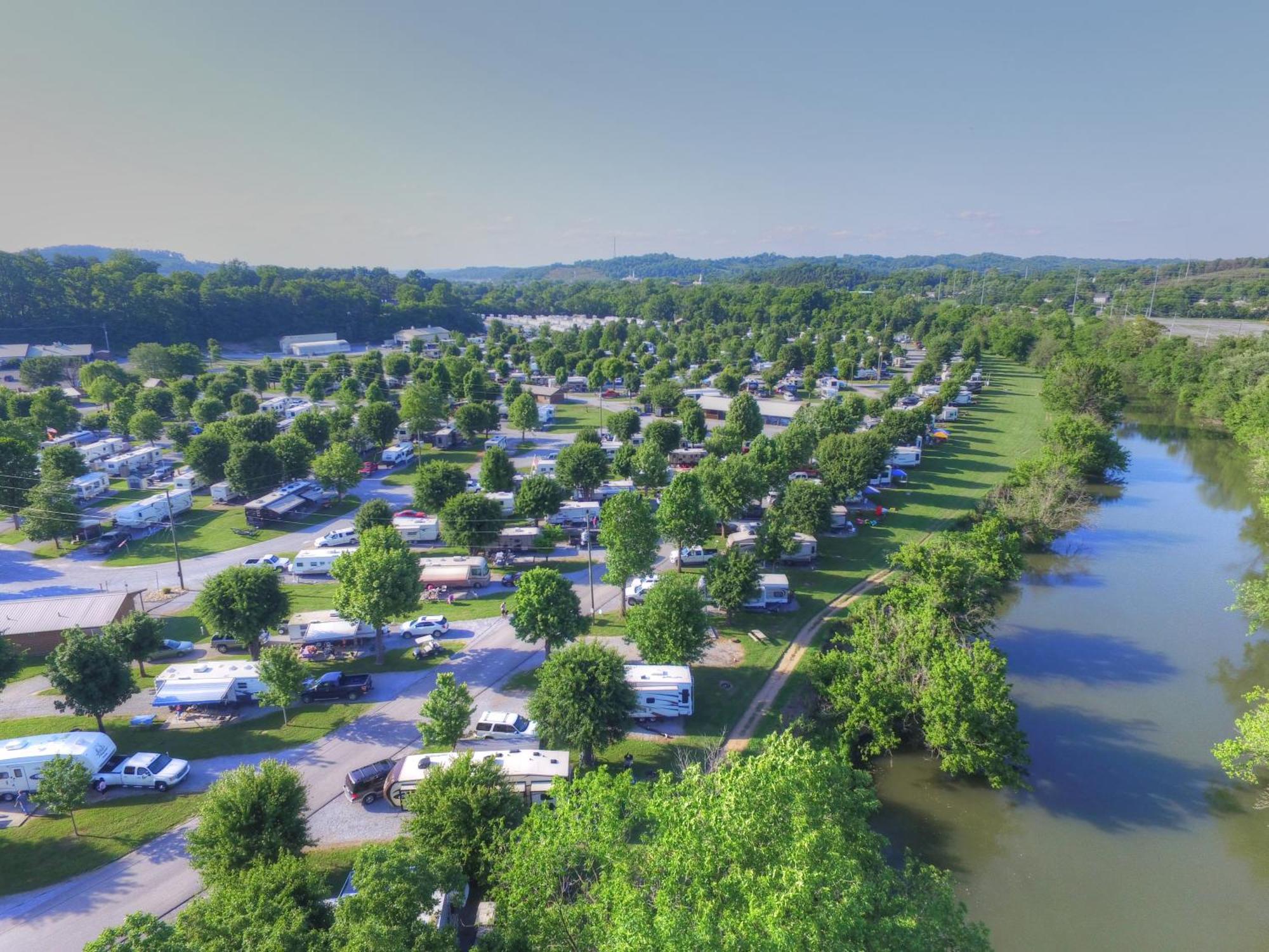 فيلا Sun Outdoors Pigeon Forge سيفيرفيل المظهر الخارجي الصورة