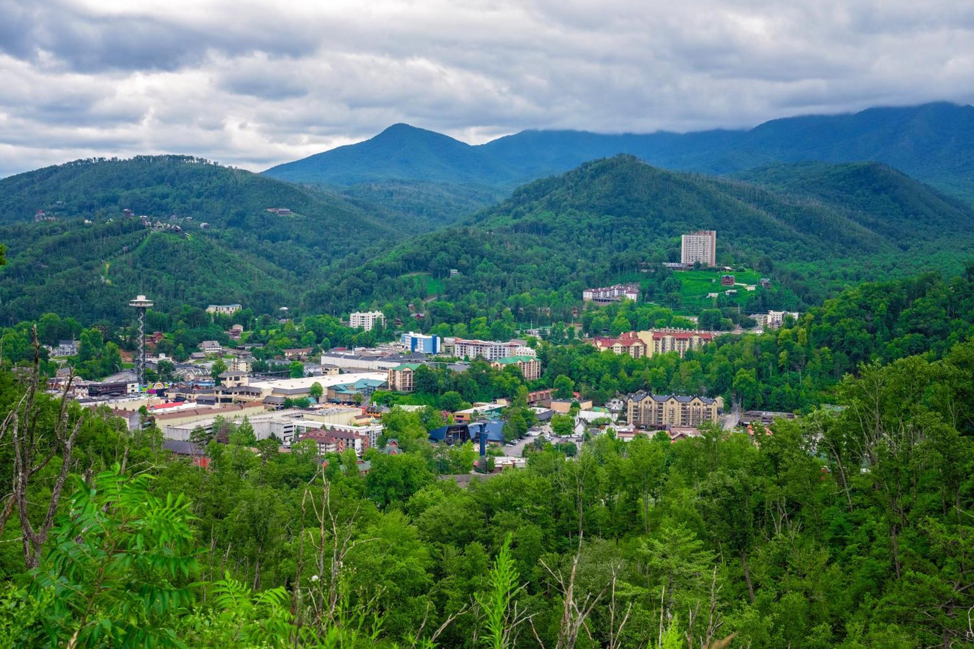 فيلا Sun Outdoors Pigeon Forge سيفيرفيل المظهر الخارجي الصورة